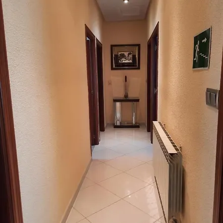 Vut Los Casares Holiday home Ledrada