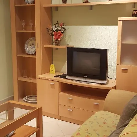 Vut Los Casares Holiday home Ledrada